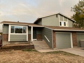 Building Photo - 4125 Sandberg Dr