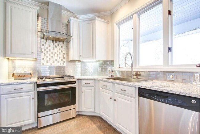 Building Photo - 710 Parrish Farm Ln