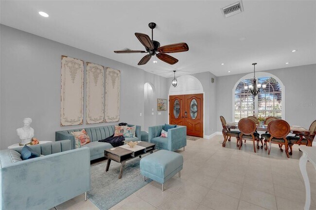 Building Photo - 2436 Deborah Dr