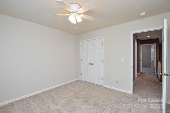 Building Photo - 1008 Millbank Dr