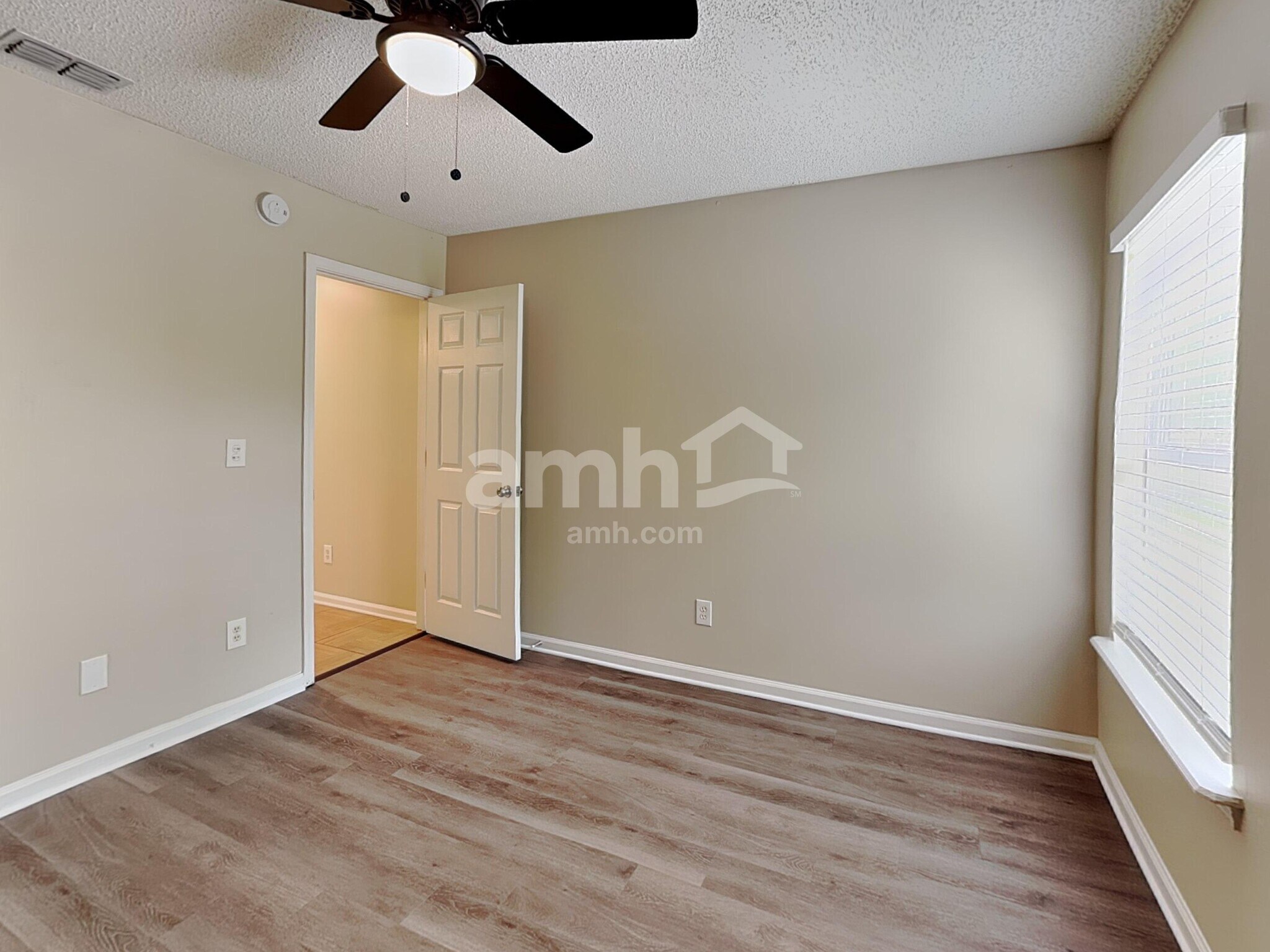 Building Photo - 12407 Hatton Chase Ln E