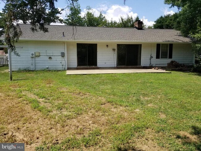 Building Photo - 241 N Randolph Rd