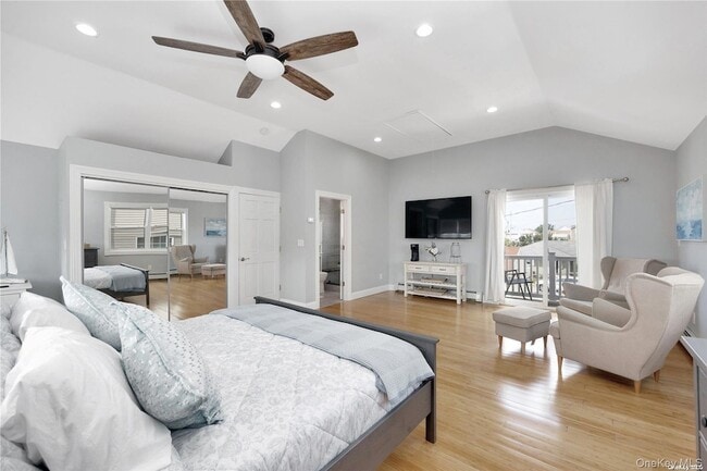 Building Photo - 81 Barnes St