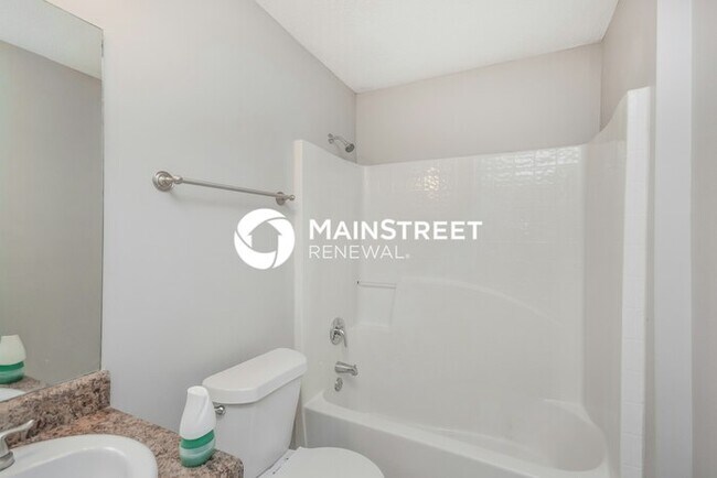 Building Photo - 3 Bedroom Pet-Friendly Home in Lithonia, GA with Main Street Renewal