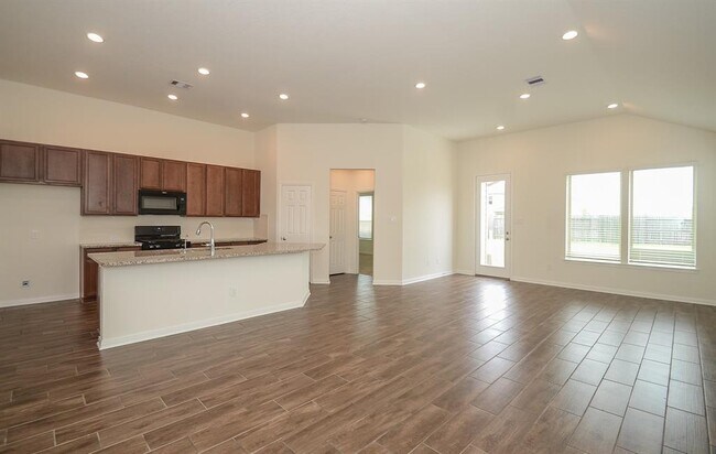 Building Photo - 20918 Cullen Ranch Rd