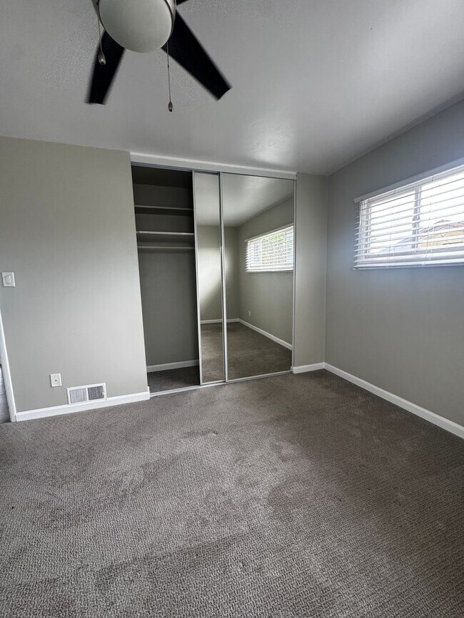 Building Photo - Guy &amp; Crowell