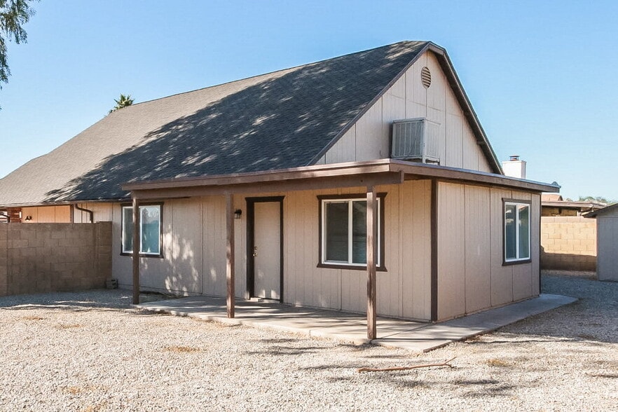 Building Photo - 119 S Cottonwood St