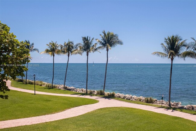 Building Photo - 7154 Fisher Island Dr