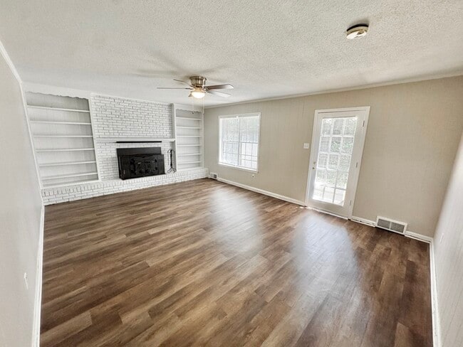 Building Photo - 4446 Broad Creek Cove