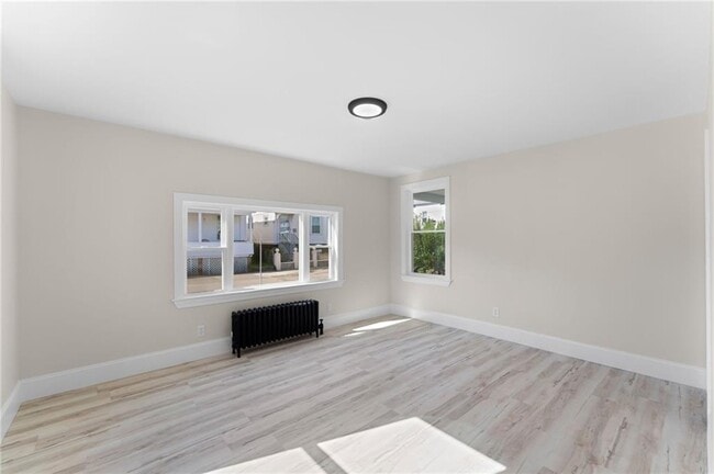 Building Photo - 301 Glenwood Ave