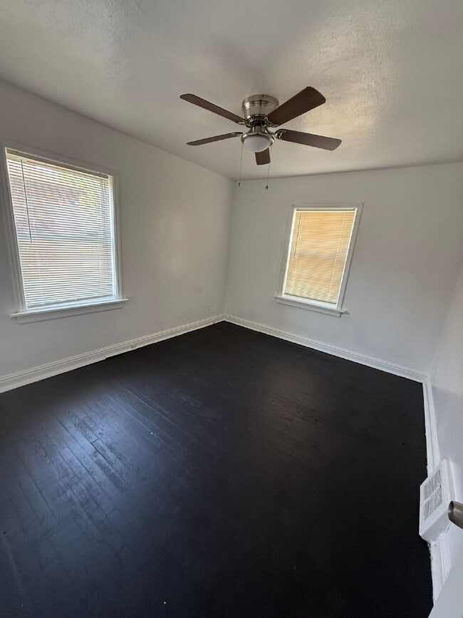 Building Photo - Affordable 2 Bedroom Home Available Now in...