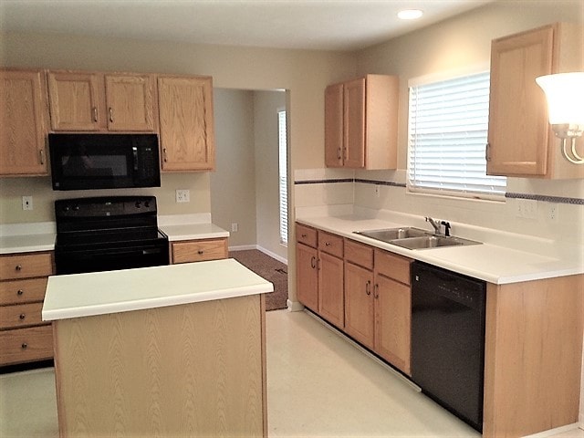 Building Photo - 1068 Valley Wood Dr