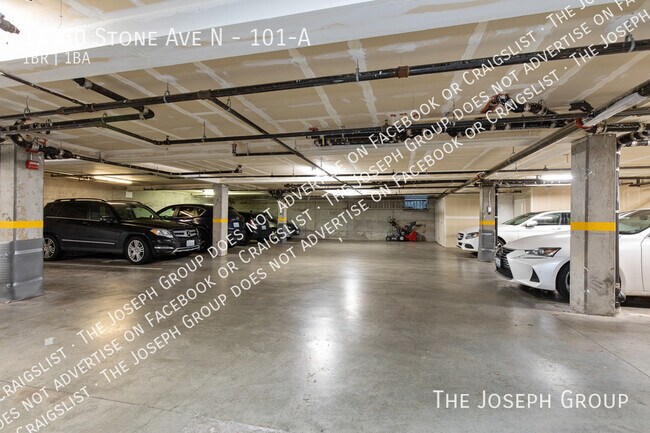 Building Photo - 11550 Stone Ave N