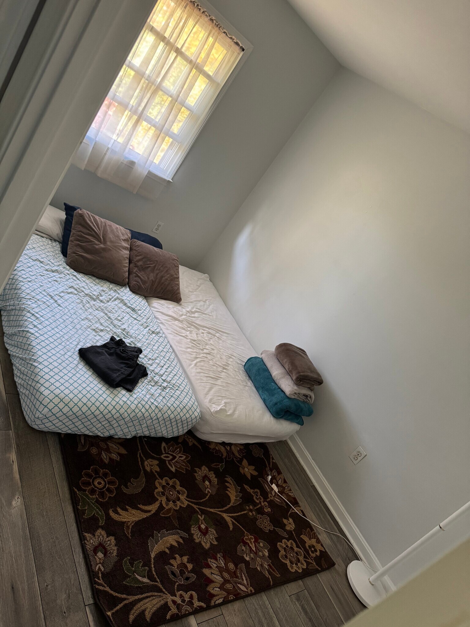 Building Photo - 14824 Palmerston Sq