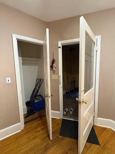 Entrance Closet - 133 Monroe St