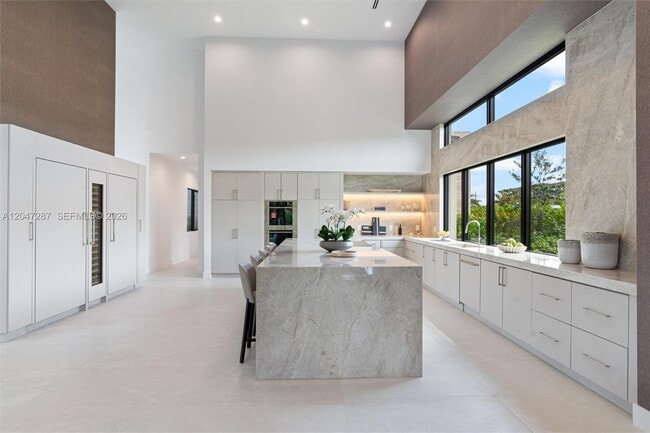 Building Photo - 14930 SW 16 Ct