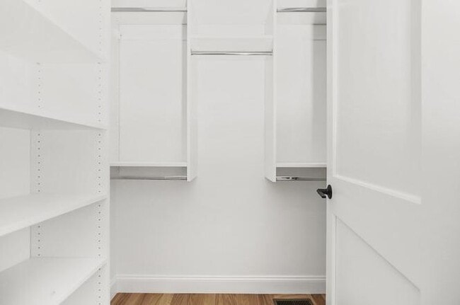 Building Photo - 101 Plum Hollow Rd