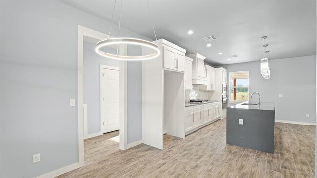 Building Photo - 214 Olde Ml Ct