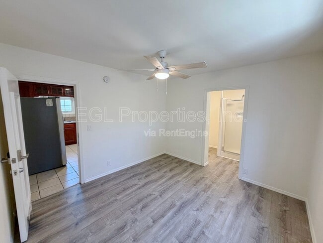 Building Photo - 2407 Fernleaf St