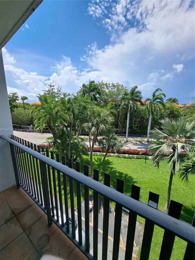 Building Photo - 100 Ocean Ln Dr