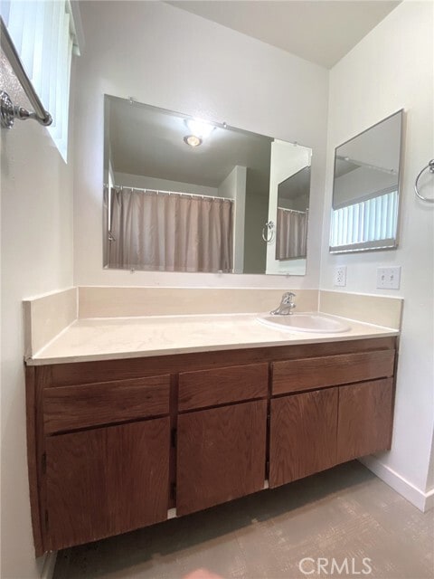 Building Photo - 1582 Mitchell Ave