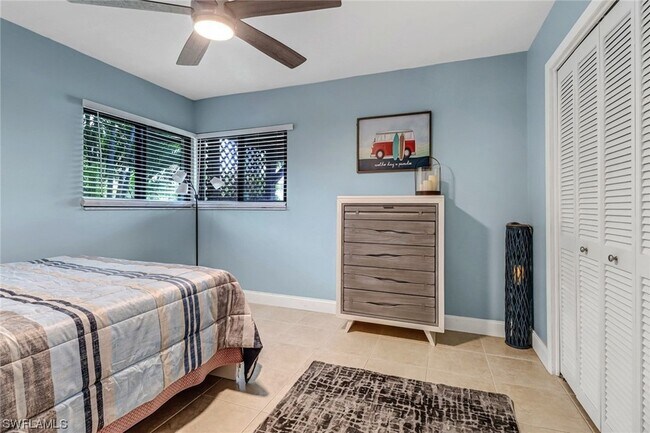 Building Photo - 69 7th St