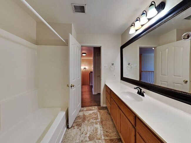 Building Photo - No Application Fees* $500 off first month....