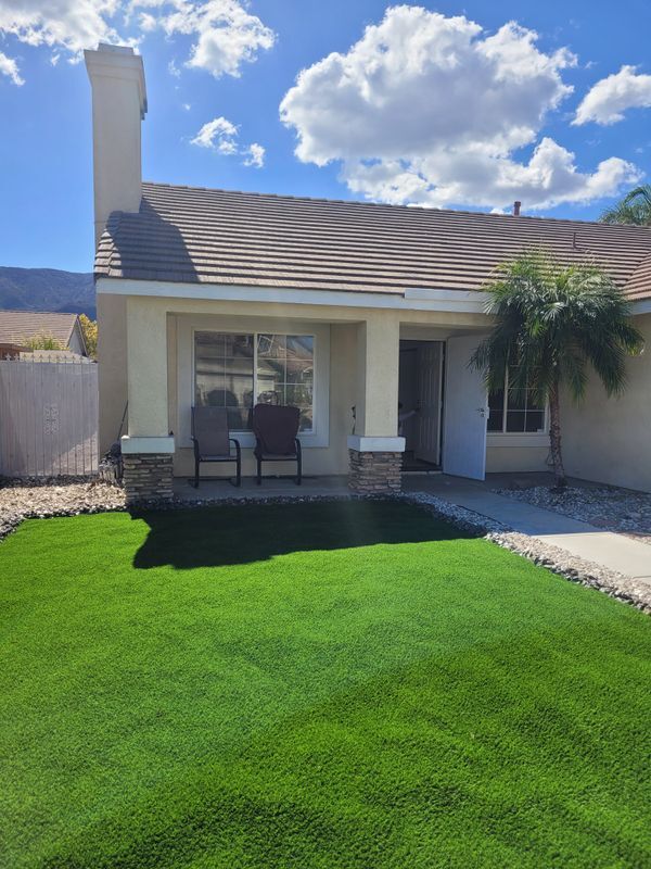 Building Photo - 18885 Oakview Way