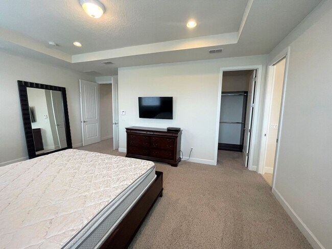 Building Photo - The perfect home waiting for you! FULLY FURNISHED!!