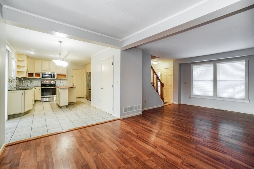 Building Photo - 101 Miners Ct
