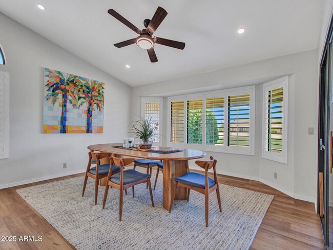 Building Photo - 9343 W Escuda Dr