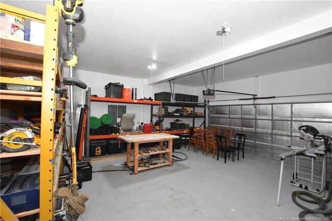 Building Photo - 152 Lakeforest Trail