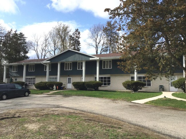Kettle Cove Ct - 1741-1747 Kettle Cove Ct