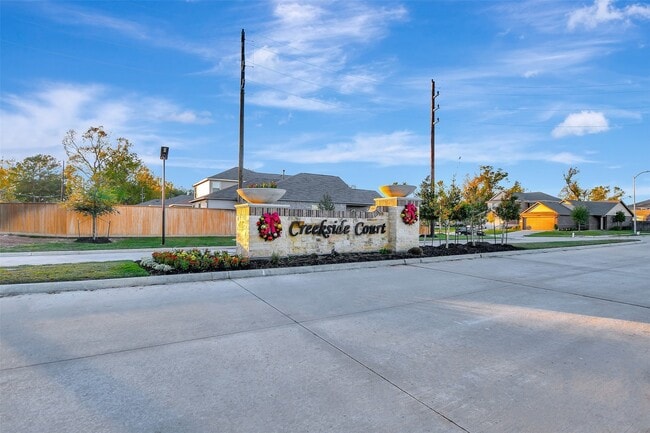 Building Photo - 9403 Castillo Ct