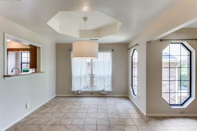 Building Photo - 5915 Volunteer Pl