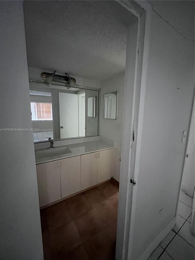 Building Photo - 9970 SW 88th St