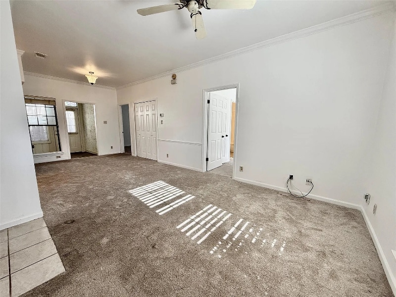 Building Photo - 1307 Kinney Ave