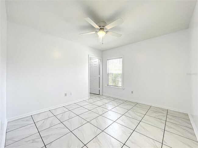 Building Photo - 6524 Swissco Dr
