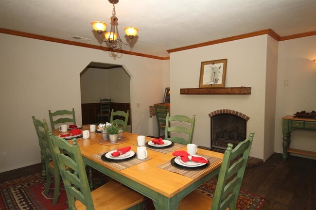 Building Photo - 26601 Big Pines Hwy