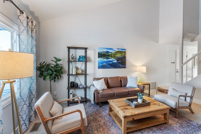 Building Photo - 4 Bedroom Home in SW Loveland