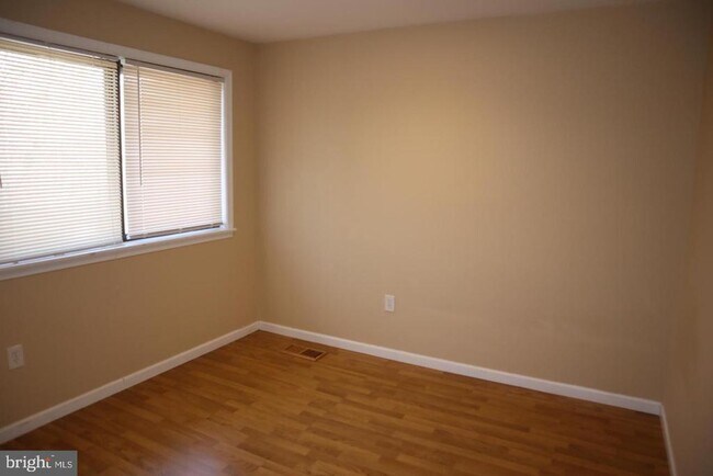 Building Photo - 18315 Allspice Dr