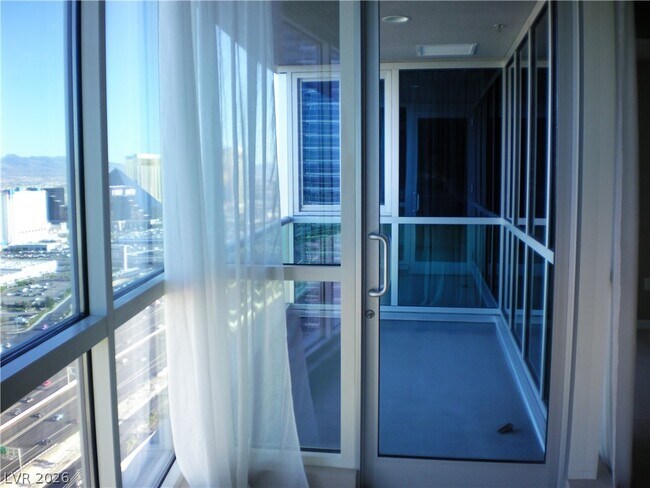 Building Photo - 4575 Dean Martin Dr