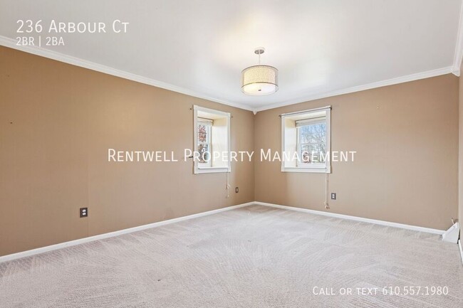 Building Photo - 236 Arbour Ct