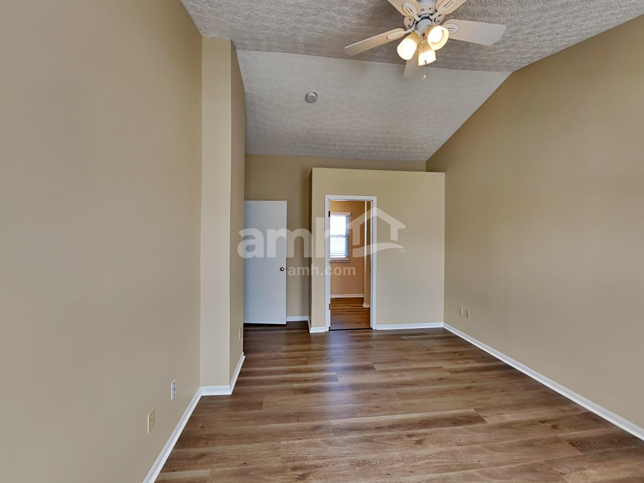 Building Photo - 5798 Sharets Dr