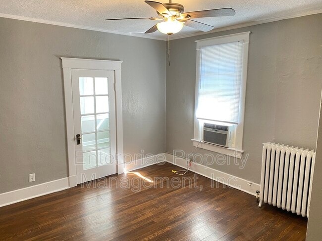 Building Photo - 276 Garland St