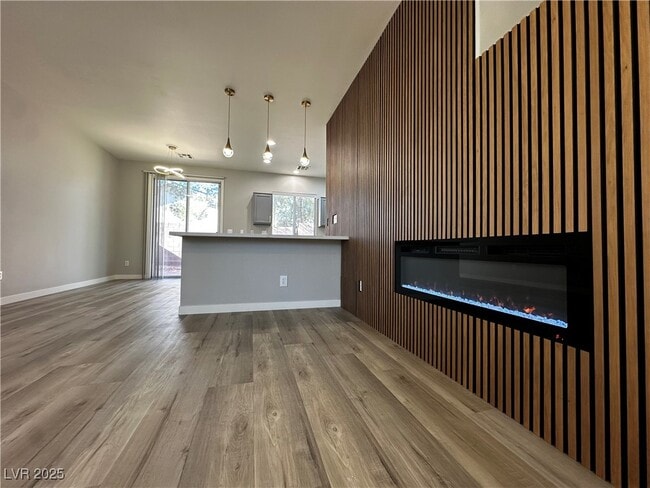 Building Photo - 2649 Heathrow St