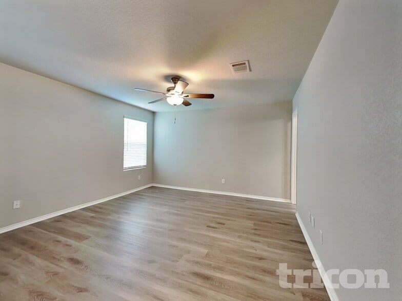 Building Photo - 9720 Marbach Brk