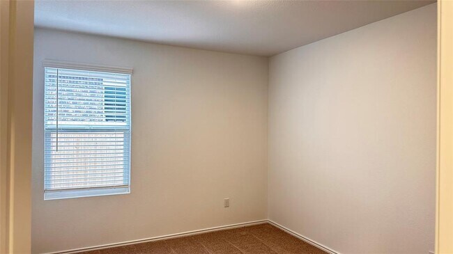Building Photo - 606 Arnage Dr