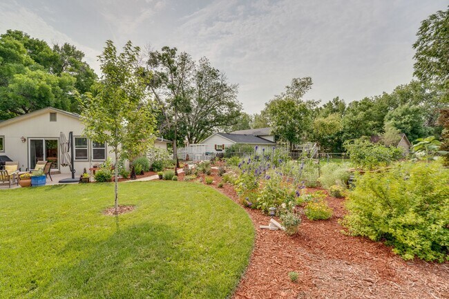 Building Photo - Beautiful 5 bed, 3 Bath House in Central Fort Collins!