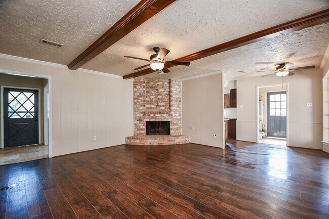 Living Room - 2511 Ciderwood Dr